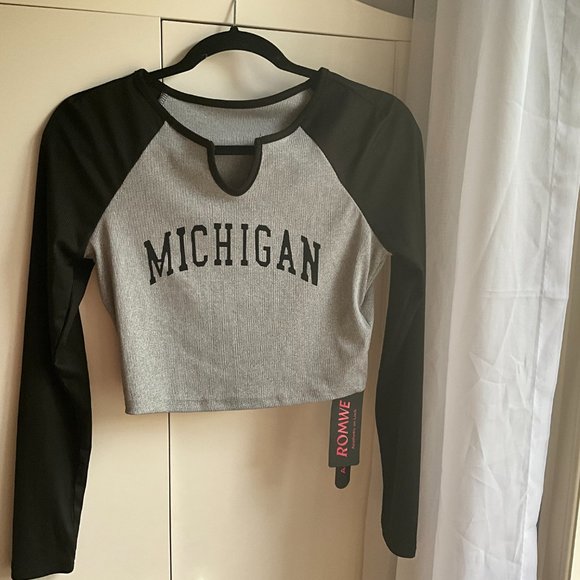 Crop long sleeve "Michigan" shirt - Picture 2 of 2